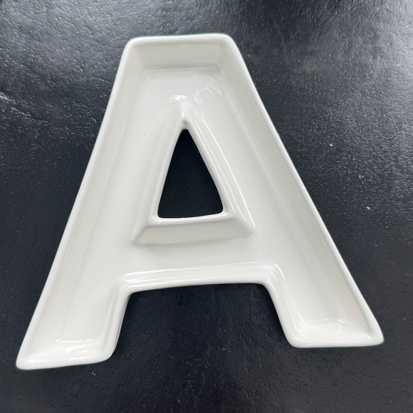 Custom candy dish - A, white, EUC - Picture 1 of 2